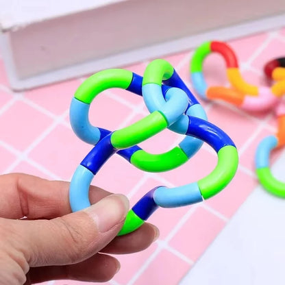 Twisty tangle fidget toy close-up of rotating joints