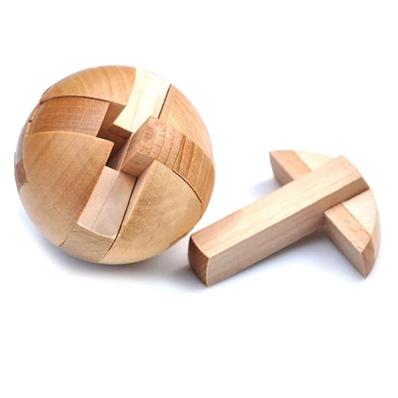 Montessori wooden 3D puzzle ball with interlocking wood pieces for educational play